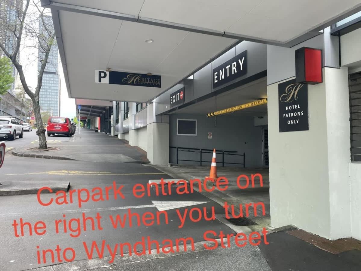 Luxury Heritage With Free Parking, Pools And Gyms Auckland